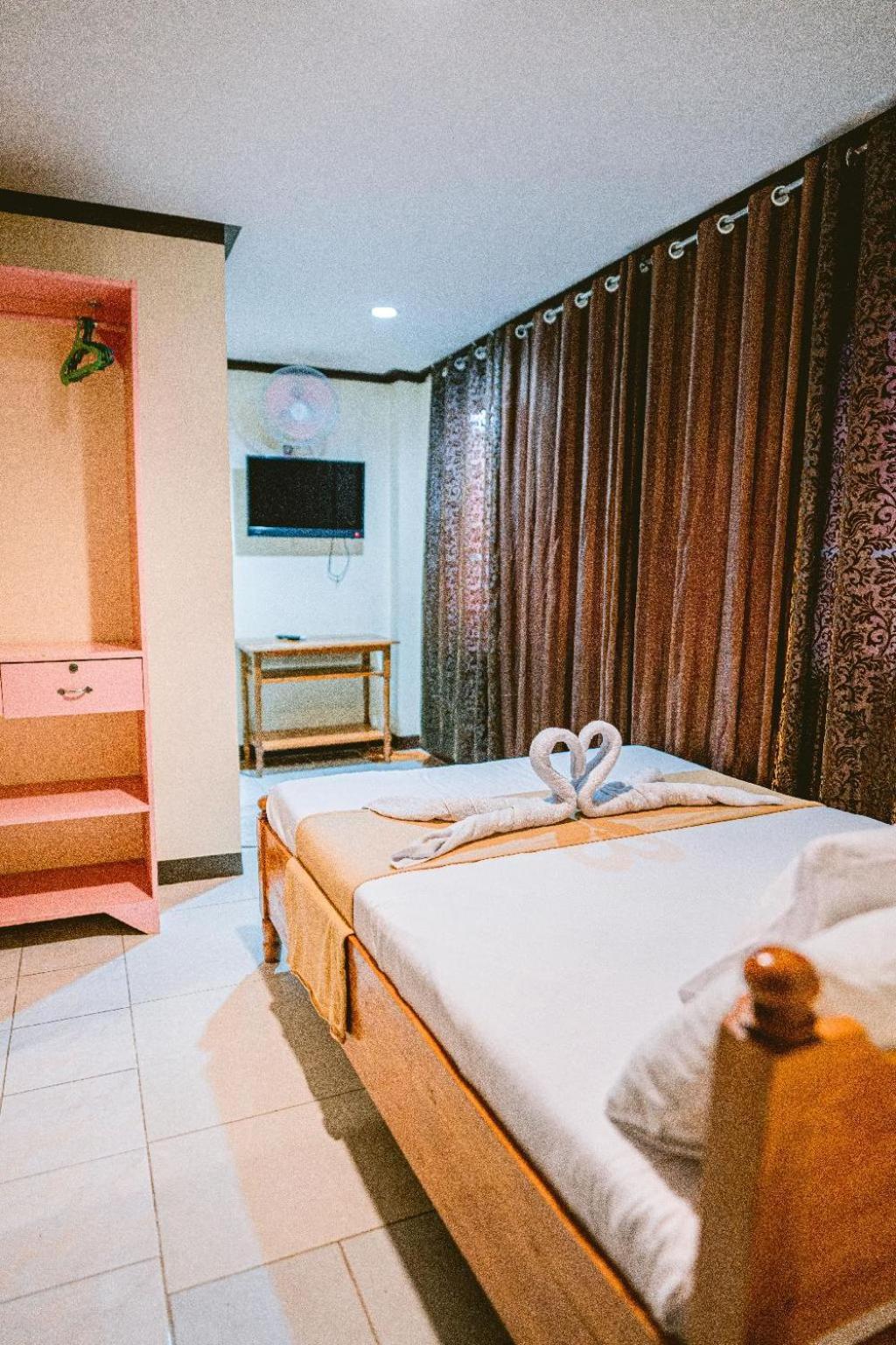 แจซมิน เพลซ Hotel โกรอน ภายนอก รูปภาพ