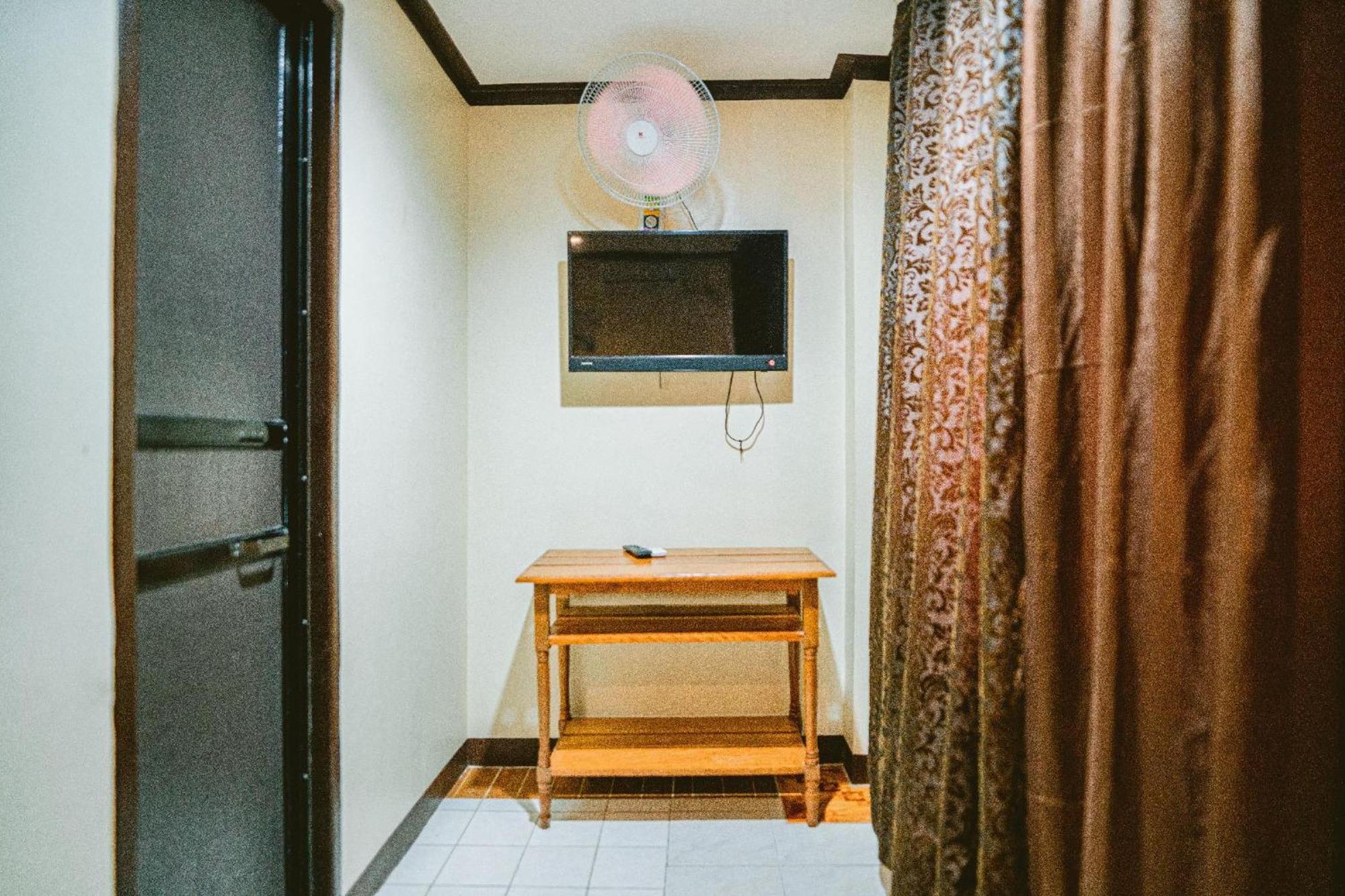 แจซมิน เพลซ Hotel โกรอน ภายนอก รูปภาพ