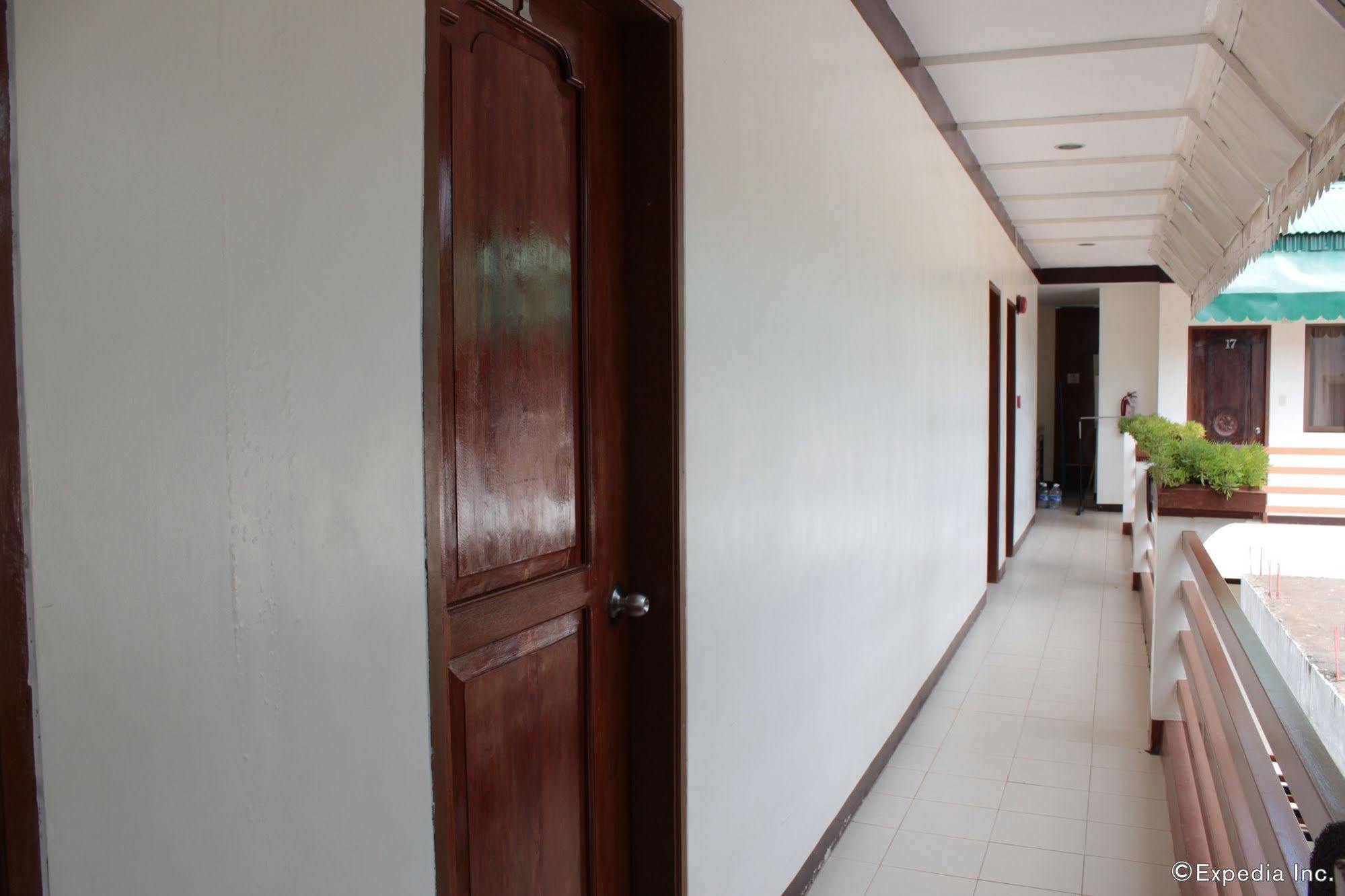 แจซมิน เพลซ Hotel โกรอน ภายนอก รูปภาพ